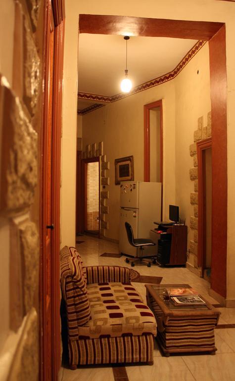 Hola Cairo Hostel Exteriör bild